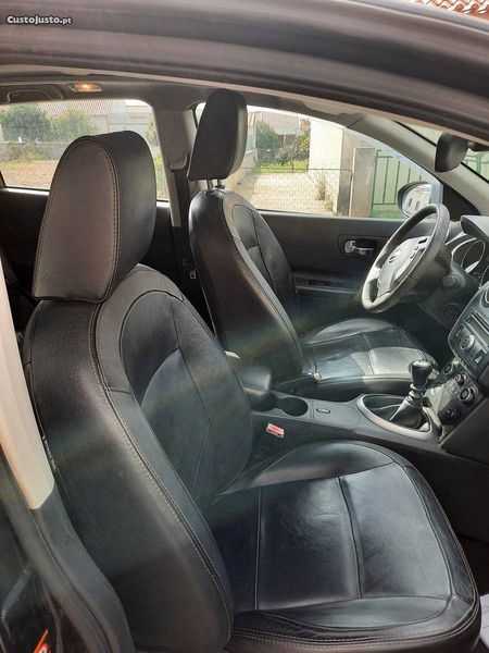 Nissan Qashqai • 2008 • 300,000 km 3