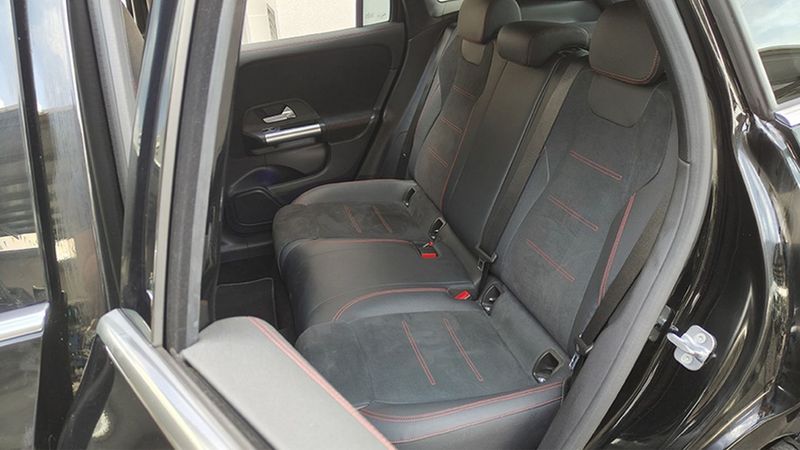 Mercedes-Benz GLA • 2023 • 19,580 km 10