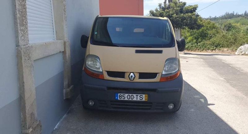 Renault Master • 2002 • 60,000 km 1