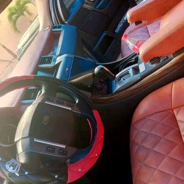 Land Rover Range Rover • 2016 • 50,000 km 3