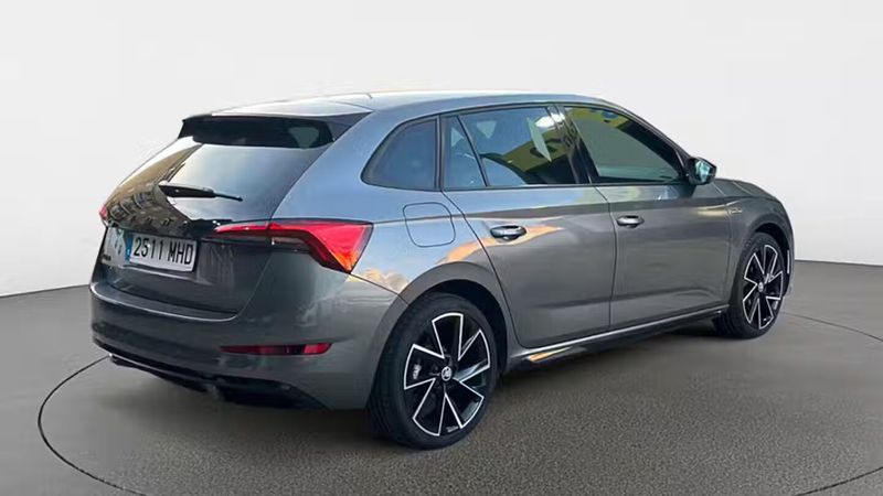 Škoda Fabia Combi • 2023 • 23,537 km 4