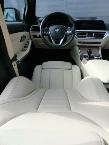 BMW 3 Series • 2019 • 36,609 km 17