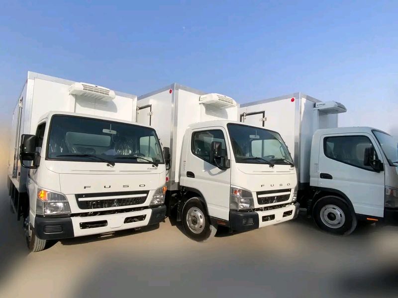 Mitsubishi Fuso canter • 2019 • 390 km 4