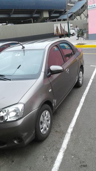 Toyota  • 2016 • 133,808 km 9