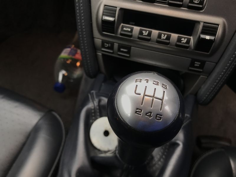 Porsche Cayman • 2007 • 90,000 km 8