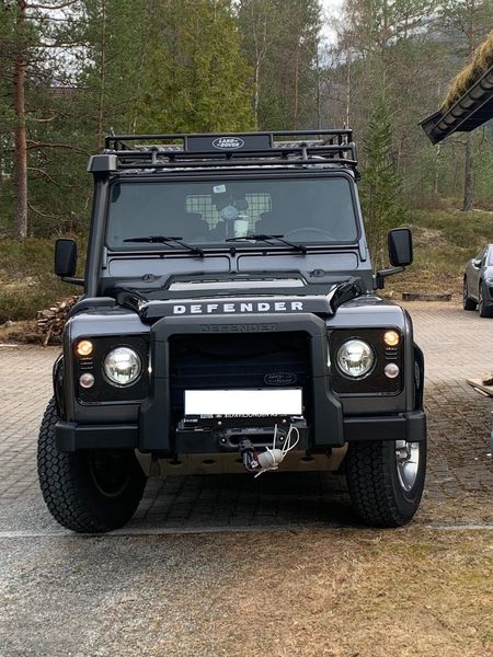 Land Rover Defender • 2016 • 17,000 km 13