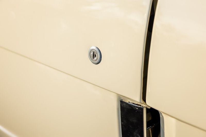 Land Rover Range Rover • 1980 • 61,000 km 7