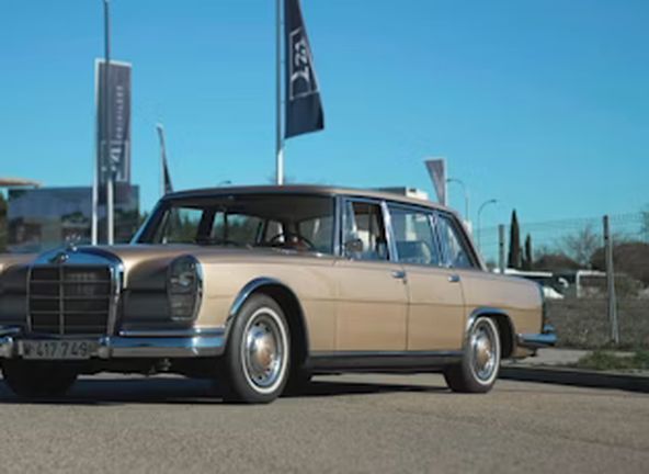 Mercedes-Benz S • 1964 • 77,500 km 12