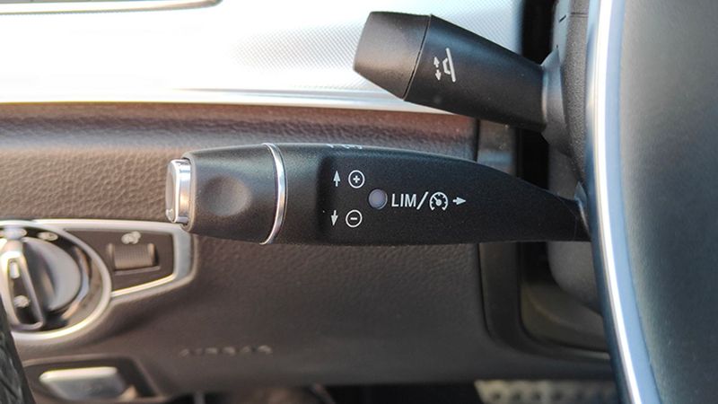 Mercedes-Benz E-Class • 2018 • 73,461 km 16