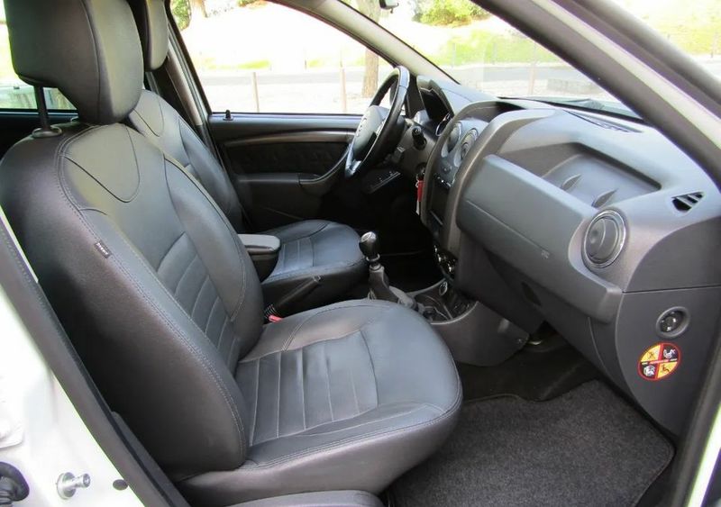 Dacia Duster • 2014 • 158,000 km 2