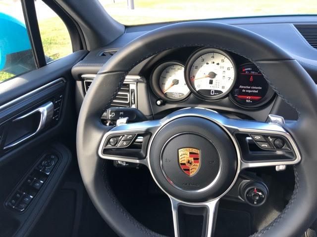 Porsche Macan • 1993 • 130,000 km 4