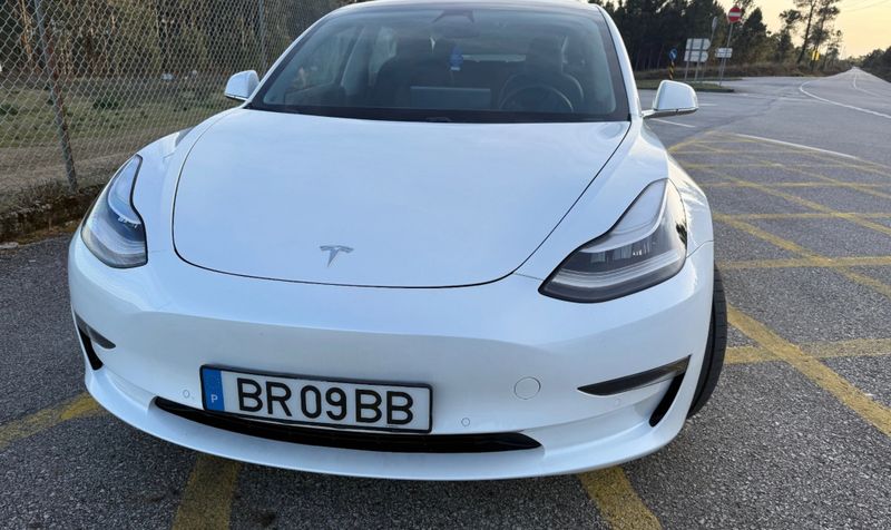 Tesla Model 3 • 2020 • 111,000 km 5