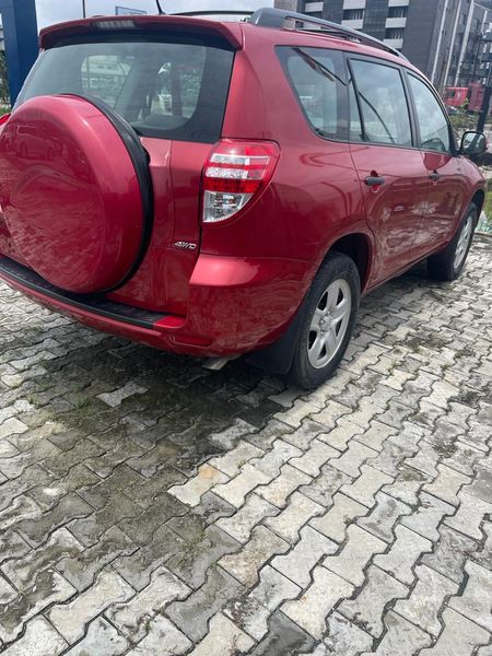 Toyota RAV4 • 2010 • 34 km 2