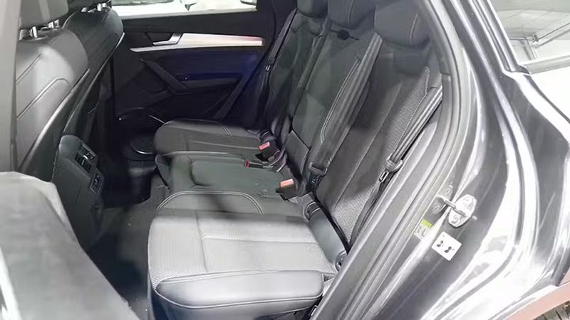 Audi Q5 • 2023 • 40,795 km 9