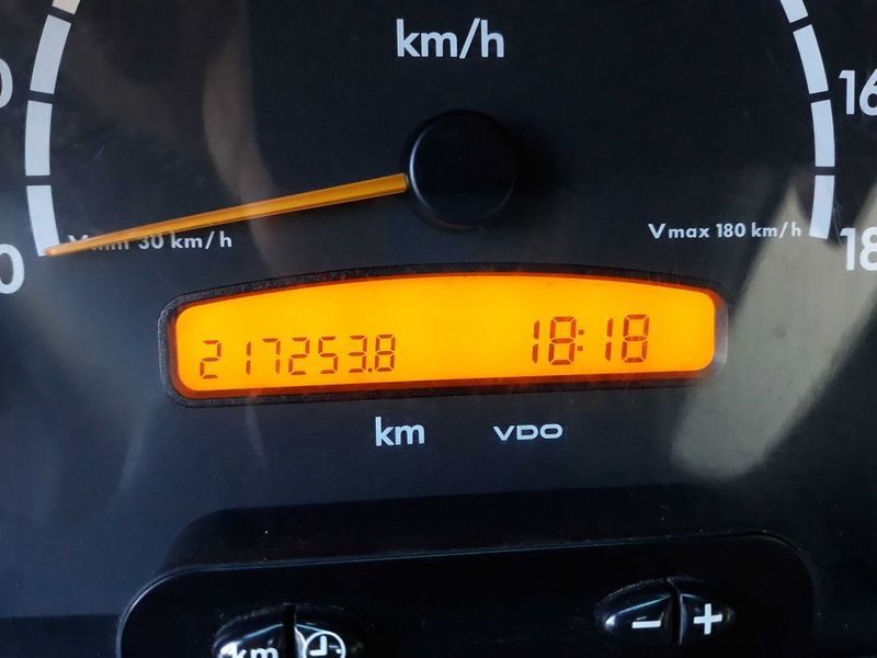 Mercedes-Benz Sprinter • 2004 • 217,255 km 5