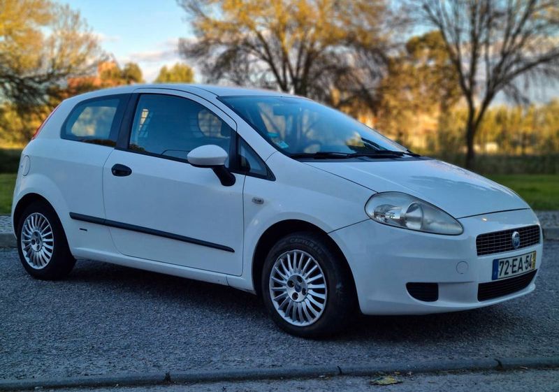 Fiat Punto • 2007 • 299,999 km 2