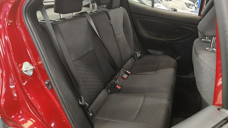 Toyota Yaris • 2021 • 55,330 km 13