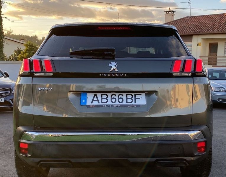 Peugeot 3008 • 2017 • 170,000 km 5