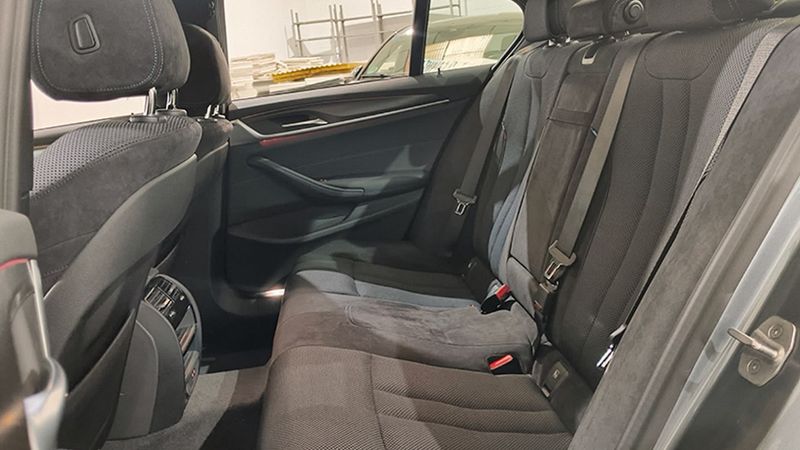 BMW 520D • 2020 • 62,080 km 11