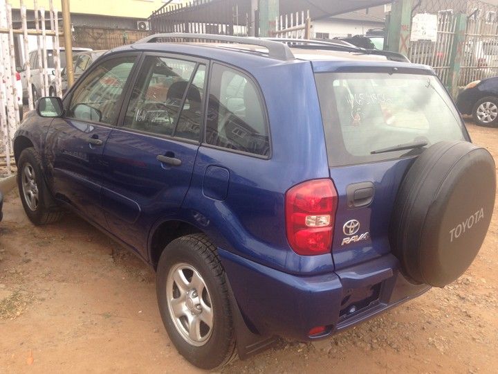 Toyota RAV4 • 2007 • 43 km 2