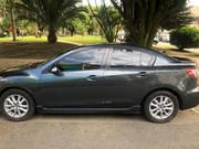Mazda 3 • 2012 • 88,000 km 2