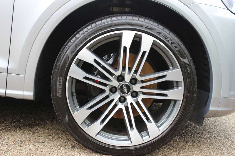 Audi SQ5 • 2017 • 145,000 km 6