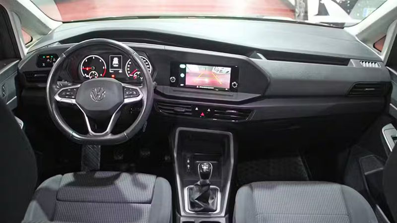 Volkswagen Caddy • 2021 • 44,361 km 6