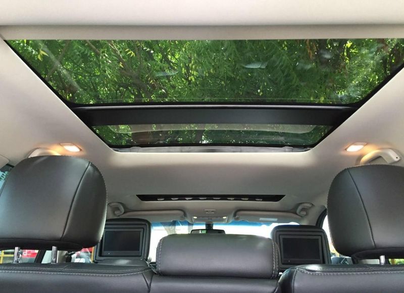 Nissan Pathfinder • 2015 • 100,000 km 3