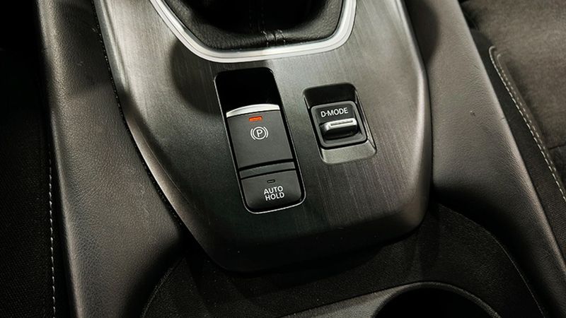 Nissan Qashqai • 2023 • 42,000 km 10