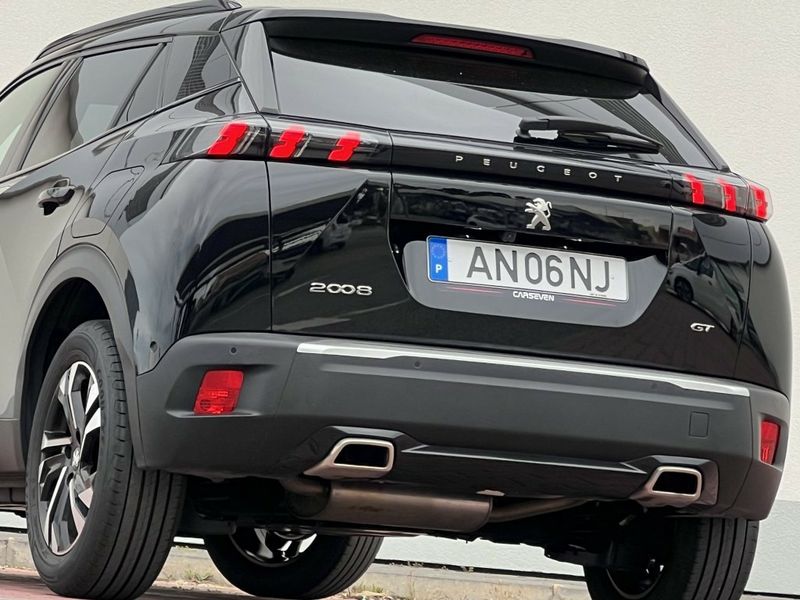 Peugeot 2008 • 2022 • 46,322 km 4