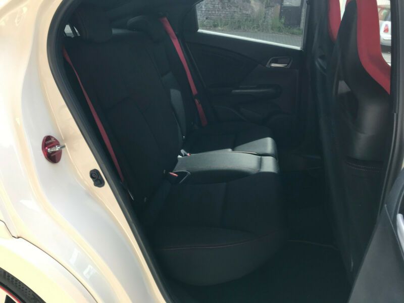 Honda Civic • 2016 • 91,061 km 5