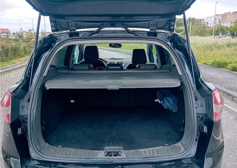 Ford Flex • 2010 • 170,000 km 4