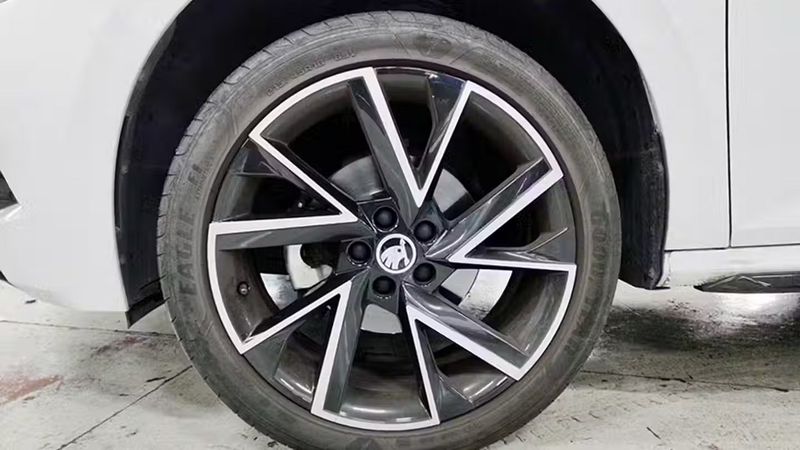 Škoda Rapid • 2021 • 48,046 km 15