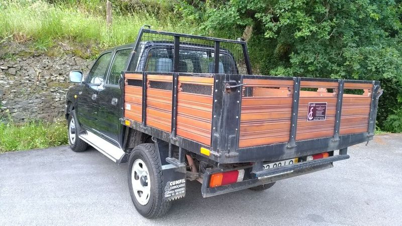 Toyota Hilux • 1998 • 225,000 km 4