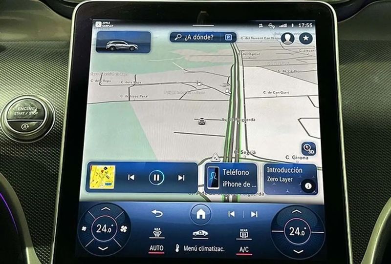 Mercedes-Benz GLC-Class • 2023 • 14,000 km 7