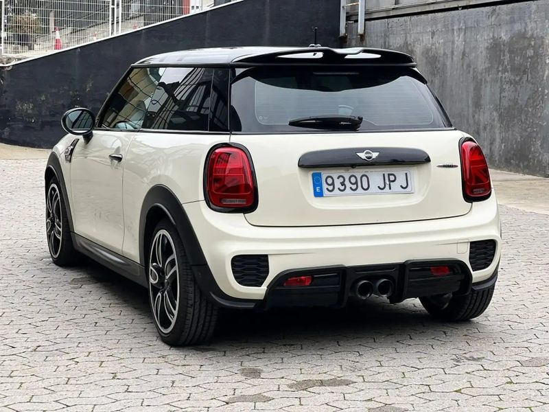 MINI Cooper • 2016 • 28,000 km 3