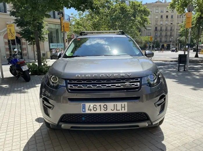 Land Rover Discovery Sport • 2016 • 105,000 km 1