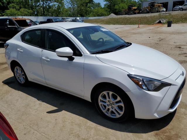 Toyota Yaris • 2018 • 10,000 mi 1