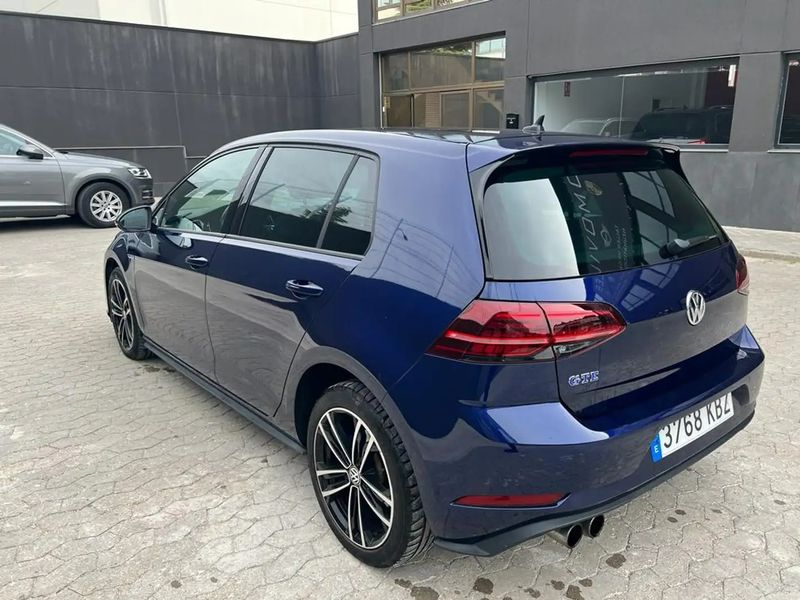 Volkswagen Golf • 2017 • 80,000 km 4