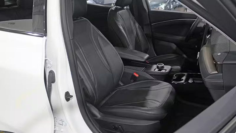 Ford Mustang Mach-E • 2023 • 18,873 km 9