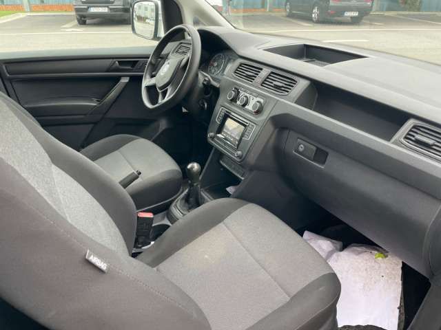 Volkswagen Caddy • 2015 • 65,738 km 8