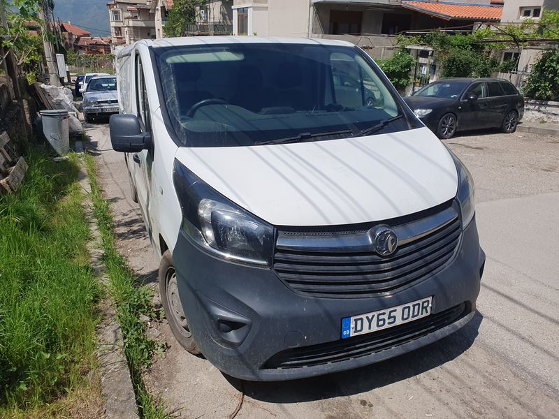 Opel Vivaro • 2015 • 220,000 km 2