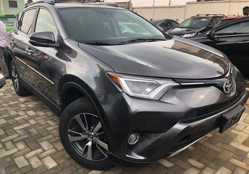 Toyota RAV4 • 2018 • 50,000 km 1