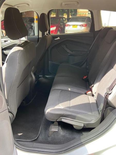 Ford Escape • 2019 • 5,900 km 2