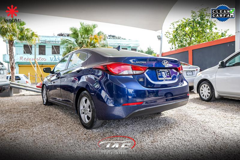 Hyundai Elantra • 2015 • 147 km 8