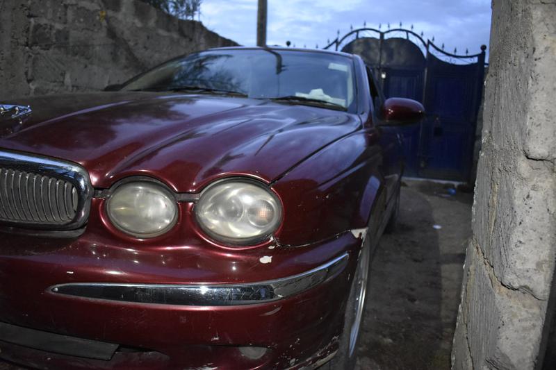 Jaguar X-Type • 2004 • 32,500 km 2