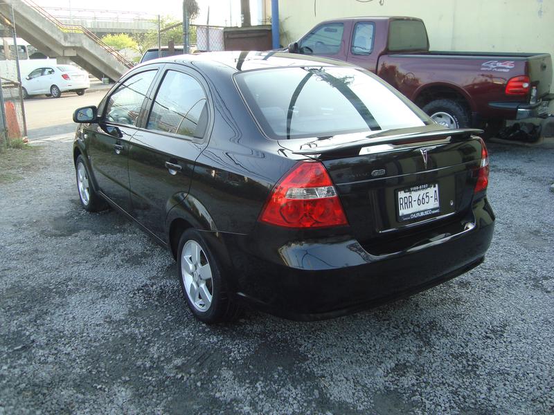 Pontiac G3 • 2008 • 120,000 km 2