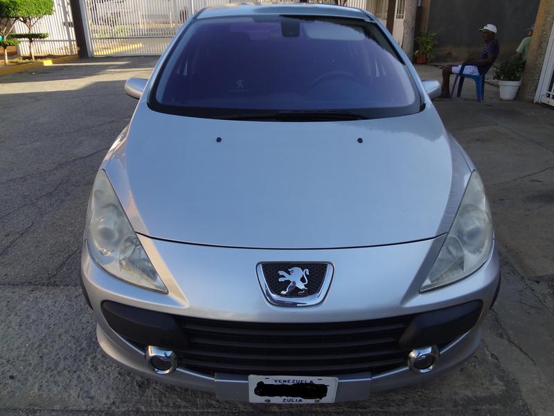Peugeot 307 • 2008 • 83,000 km 2