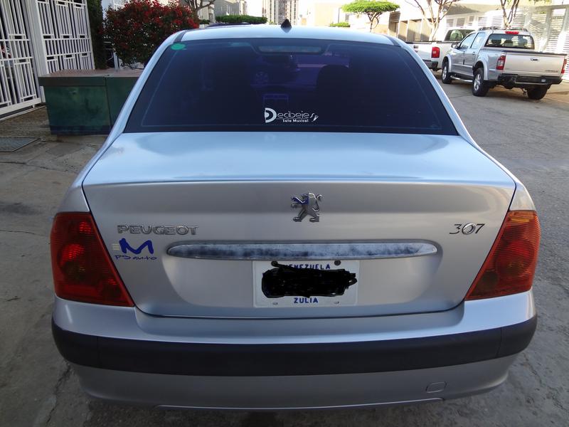 Peugeot 307 • 2008 • 83,000 km 3