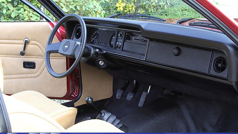 Ford Transit • 1977 • 21,319 km 10